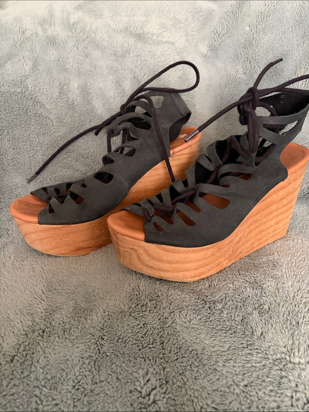 Musse & Cloud Black Suede Lace-Up Wooden Platform Wedges